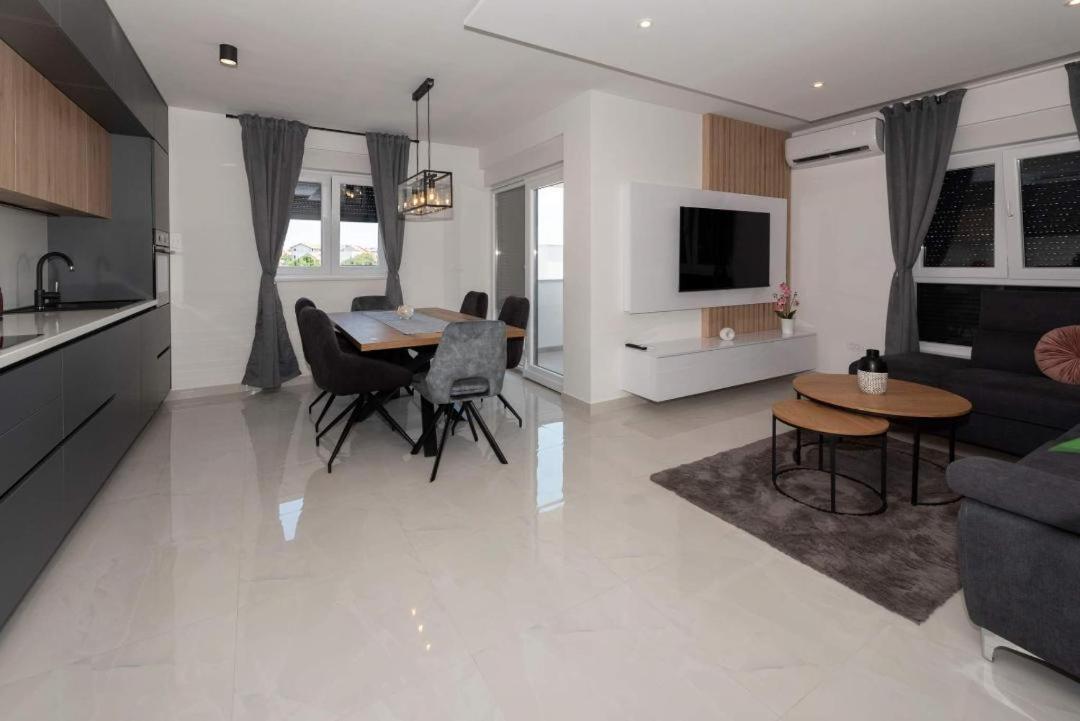 Penthouse Paola- Modern And Luxury Apartment In Zadar Exterior foto
